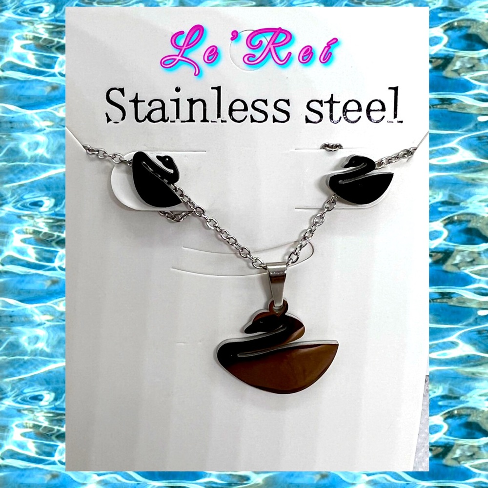 Stainless Steel Silver Swan Necklace and Earrings Set